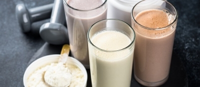 Listos para beber, fáciles de transportar y sin ingredientes artificiales. Tendencias en alimentos para deportistas